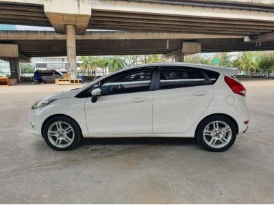 Ford Fiesta 1.6 Trend auto รูปที่ 7